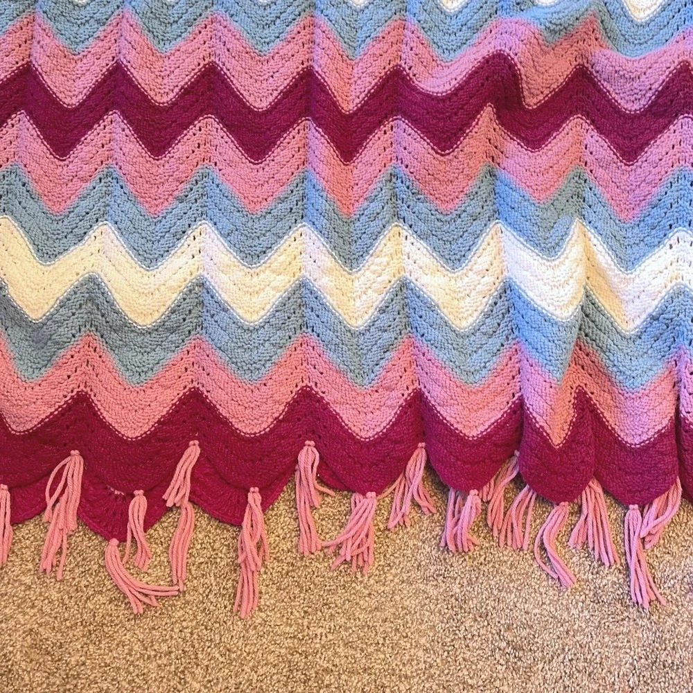 Handmade Granny Crocheted blue pink‎ Blanket boho cottagecore 70s afghan chevron